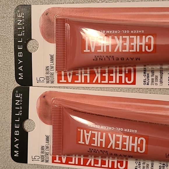 MAYBELLINE MAKEUP BUNDLE OF 5 ITEMS - Picture 5 of 8